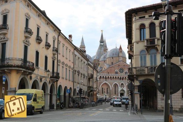Comment aller de Venise à Padoue en train, bus ou voiture