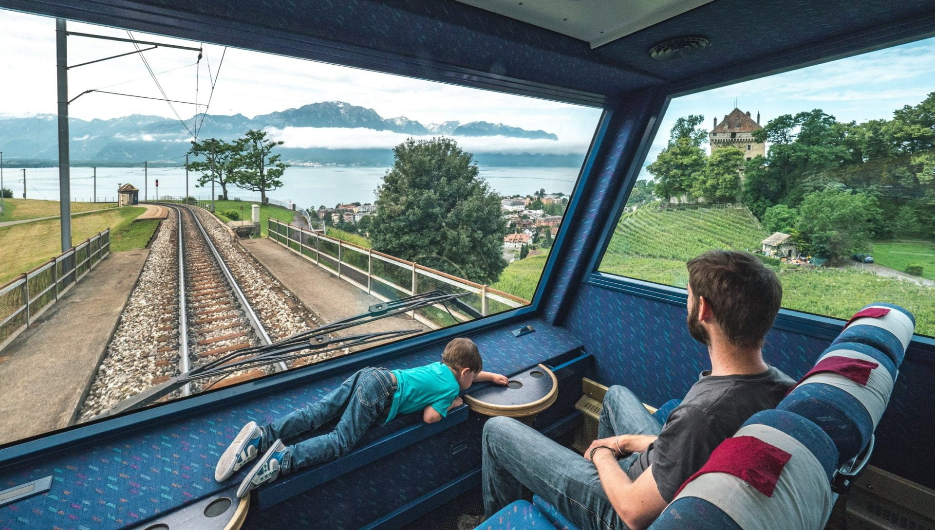 Transports en Suisse : se déplacer en train ou en voiture ?