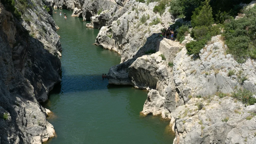 Pont du Gard : peut-on visiter la canalisation du troisième niveau ?