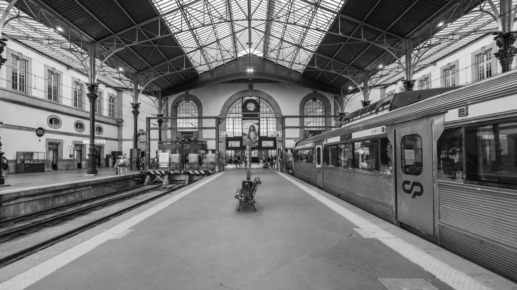 Métro de Porto : lignes, tickets et accès depuis l&rsquo;aéroport